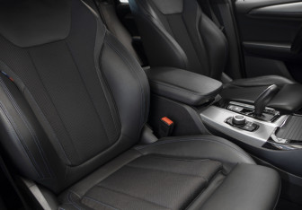 Подержанный автомобиль BMW X3 2019 года (31 фото)