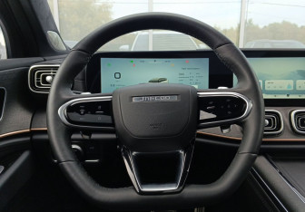 Подержанный автомобиль Jaecoo J8 2024 года (12 фото)