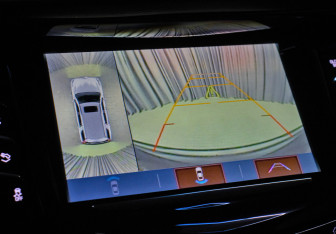 Подержанный автомобиль Cadillac Escalade Suv 2017 года (22 фото)