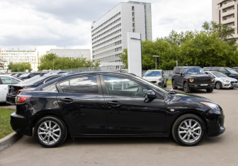 Подержанный автомобиль Mazda 3 Sedan 2012 года (3 фото)