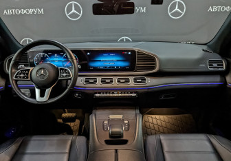 Подержанный автомобиль Mercedes-Benz GLE 2021 года (14 фото)