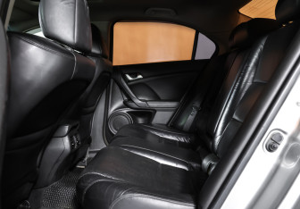 Подержанный автомобиль Honda Accord Sedan 2008 года (12 фото)