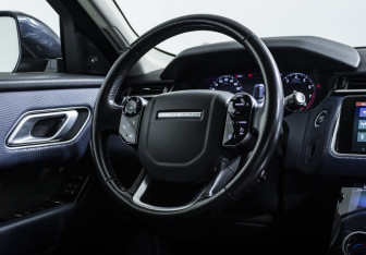 Подержанный автомобиль Land Rover Range Rover Velar 2020 года (13 фото)