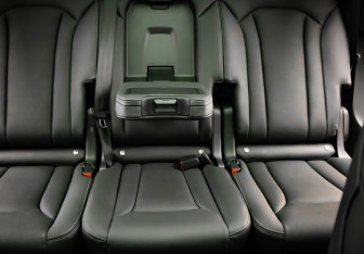 Подержанный автомобиль Audi Q7 2024 года (31 фото)