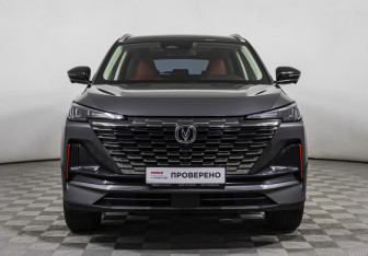 Подержанный автомобиль Changan UNI-S 2024 года (2 фото)