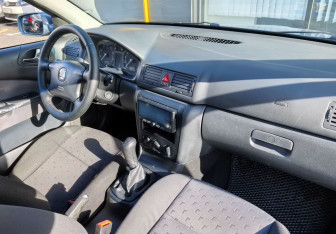 Подержанный автомобиль Skoda Octavia Liftback 2008 года (10 фото)