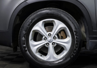 Подержанный автомобиль Kia Sorento 2013 года (21 фото)