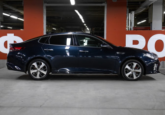 Подержанный автомобиль Kia Optima Sedan 2017 года (4 фото)