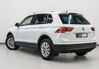 Подержанный автомобиль Volkswagen Tiguan 2018 года (7 фото)