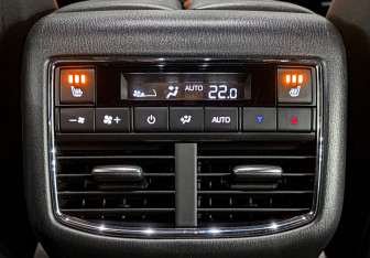 Подержанный автомобиль Mazda CX-9 2021 года (30 фото)