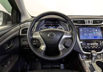 Подержанный автомобиль Nissan Murano Suv 2021 года (22 фото)