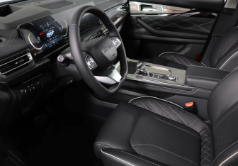 Подержанный автомобиль Exeed VX 2022 года (5 фото)