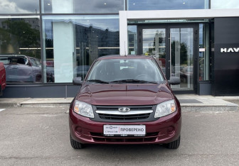 Подержанный автомобиль LADA (ВАЗ) Granta Sedan 2013 года (2 фото)