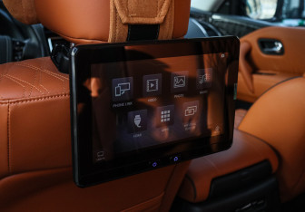 Подержанный автомобиль Nissan Patrol 2022 года (11 фото)