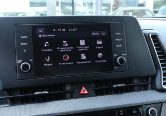 Подержанный автомобиль Kia Sportage 2023 года (17 фото)
