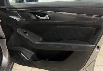 Подержанный автомобиль Haval Jolion 2023 года (18 фото)