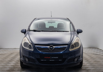 Подержанный автомобиль Opel Corsa 2007 года (8 фото)