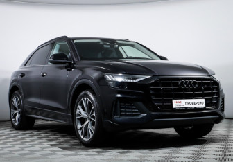 Подержанный автомобиль Audi Q8 2021 года (3 фото)