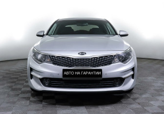 Подержанный автомобиль Kia Optima Sedan 2016 года (2 фото)
