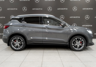 Подержанный автомобиль Geely Coolray 2021 года (4 фото)