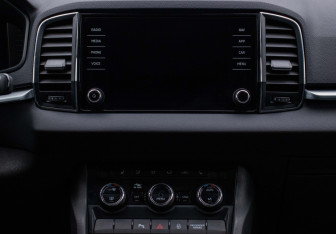 Подержанный автомобиль Skoda Karoq 2022 года (14 фото)