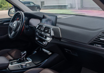 Подержанный автомобиль BMW X3 2020 года (13 фото)