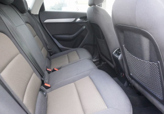 Подержанный автомобиль Audi Q3 2012 года (9 фото)