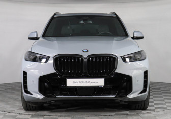 Новый BMW X5 2025 (3 фото)