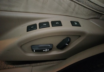 Подержанный автомобиль Volvo XC70 2008 года (16 фото)