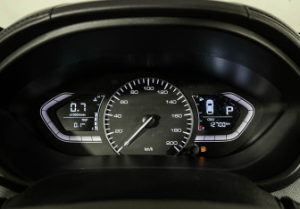 Подержанный автомобиль Changan Alsvin 2023 года (11 фото)