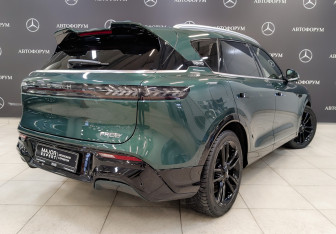 Подержанный автомобиль Voyah Free 2024 года (5 фото)