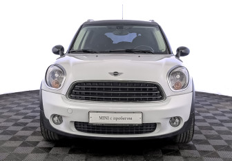 Подержанный автомобиль MINI Countryman 2012 года (2 фото)