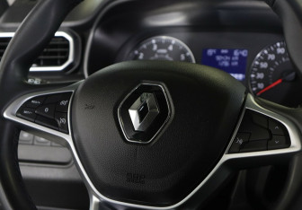 Подержанный автомобиль Renault Duster 2022 года (11 фото)