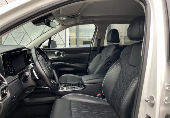 Подержанный автомобиль Kia Sorento 2021 года (29 фото)