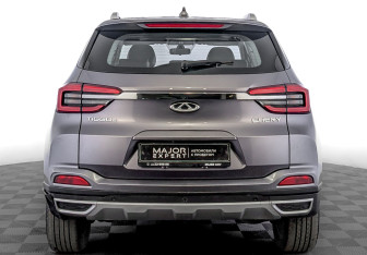 Подержанный автомобиль Chery Tiggo 4 2022 года (6 фото)