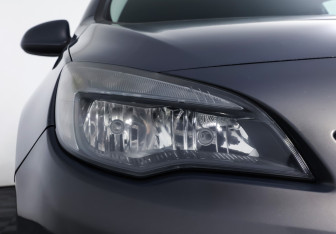 Подержанный автомобиль Opel Astra Hatchback 2014 года (21 фото)