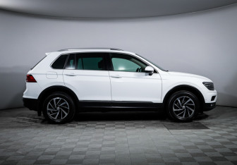 Подержанный автомобиль Volkswagen Tiguan 2018 года (4 фото)