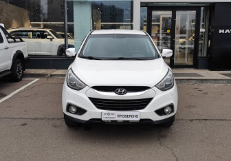 Подержанный автомобиль Hyundai ix35 2014 года (2 фото)
