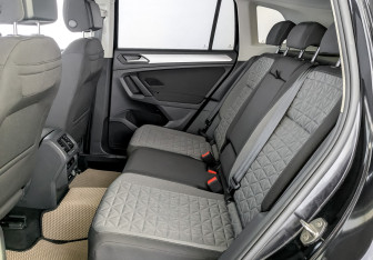 Подержанный автомобиль Volkswagen Tiguan 2021 года (12 фото)