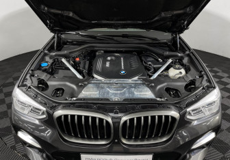 Подержанный автомобиль BMW X3 2019 года (10 фото)