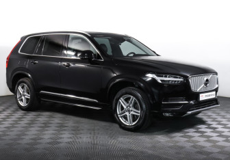 Подержанный автомобиль Volvo XC90 2018 года (3 фото)