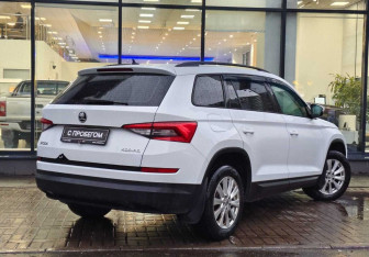 Подержанный автомобиль Skoda Kodiaq 2019 года (8 фото)