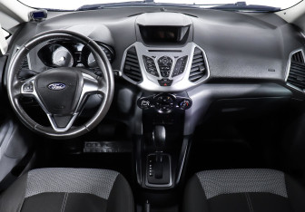 Подержанный автомобиль Ford EcoSport 2017 года (9 фото)