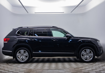 Подержанный автомобиль Volkswagen Teramont 2019 года (4 фото)