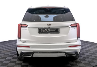 Подержанный автомобиль Cadillac XT6 2020 года (6 фото)