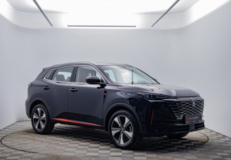 Подержанный автомобиль Changan CS55PLUS 2023 года (3 фото)