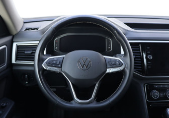 Подержанный автомобиль Volkswagen Teramont 2021 года (15 фото)