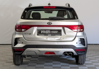 Подержанный автомобиль Kia Rio Hatchback 2021 года (6 фото)