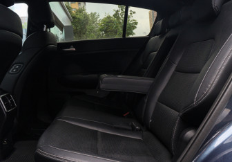 Подержанный автомобиль Kia Sportage 2018 года (8 фото)