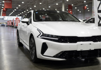 Новый Kia K5 2024 (4 фото)